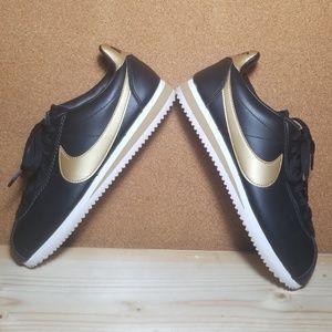 Nike Classic Cortez leather shoes RARE